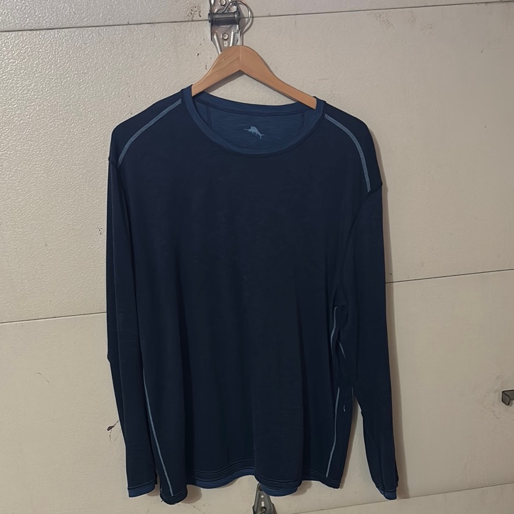 Tommy Bahama Blue Long Sleeve Tee with Crew Neck